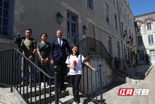 西宁吃瓜热门事件视频,网络热议背后的真相揭秘