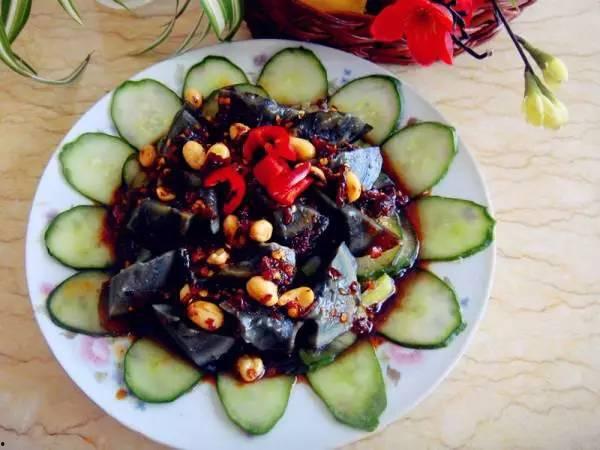 冷冻黑公鸡黑瓜怎么吃,冷冻黑公鸡黑瓜的独特烹饪方法揭秘