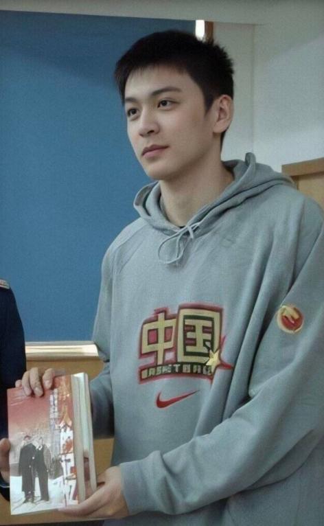 明星网红帅哥视频大全,明星网红帅哥风采集锦